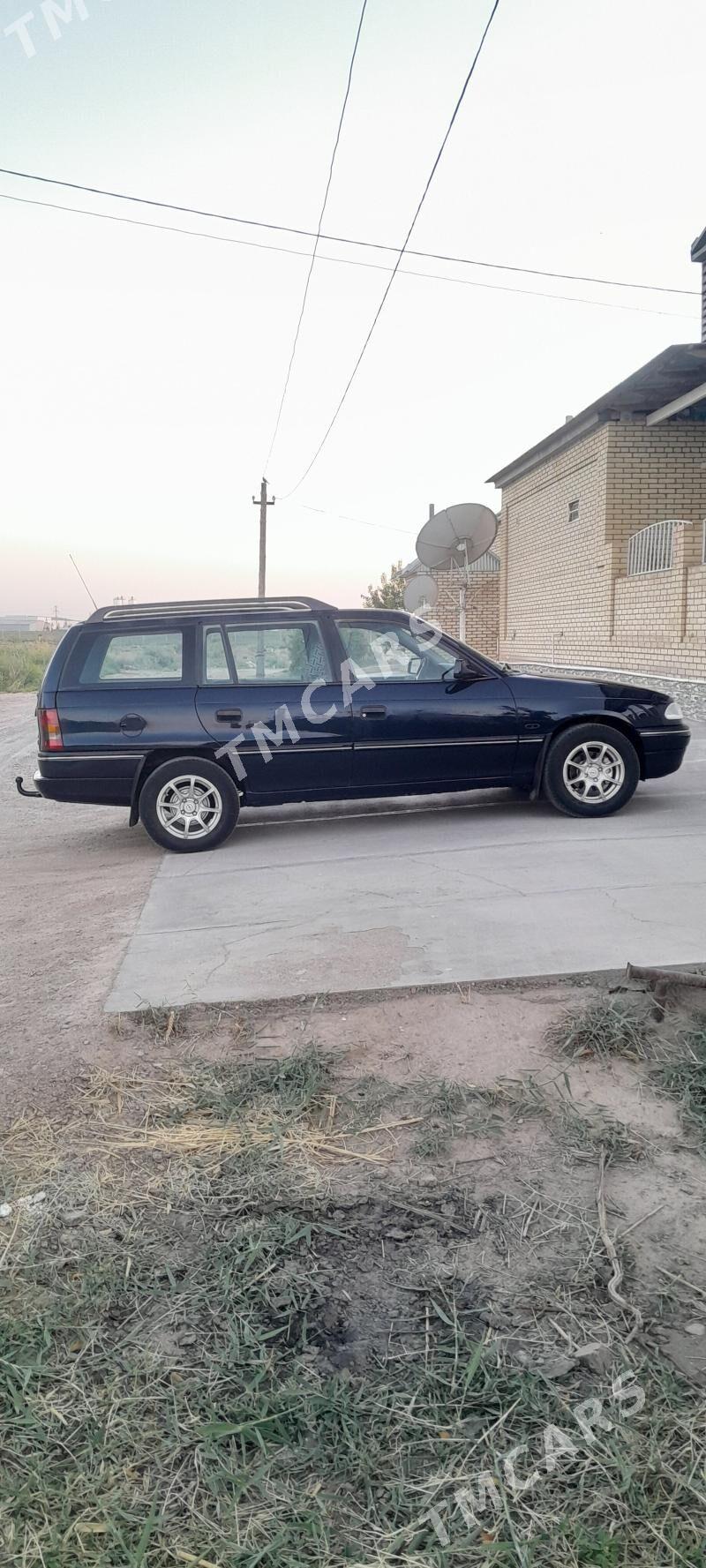 Opel Astra 1992 - 34 000 TMT - Mary - img 2