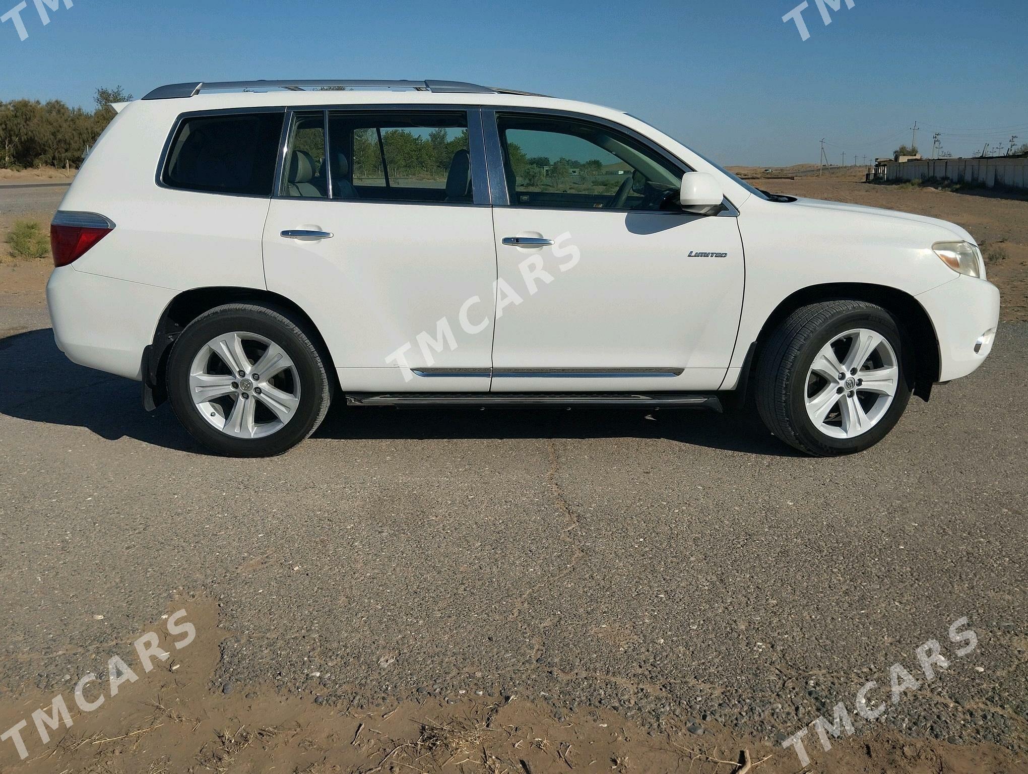 Toyota Highlander 2010 - 290 000 TMT - Ak bugdaý etraby - img 6
