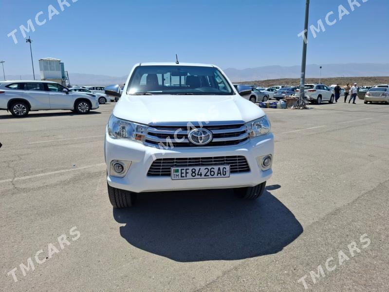 Toyota Hilux 2021 - 510 000 TMT - Aşgabat - img 2
