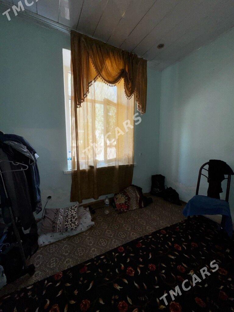 сроч 2 мкр 2/1 этаж 2 ком - 2 mkr - img 5