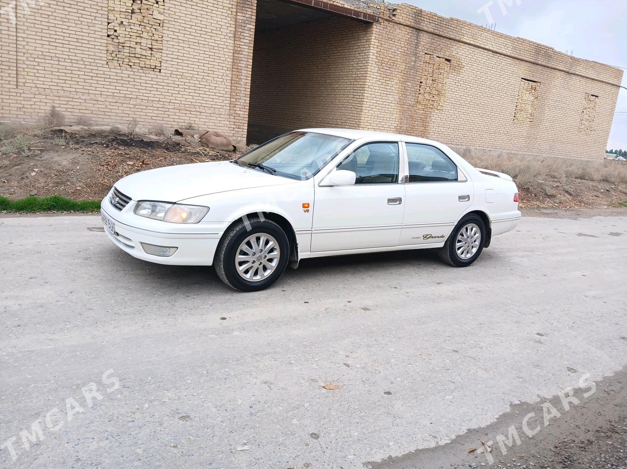 Toyota Camry 2002 - 152 000 TMT - Türkmenabat - img 6