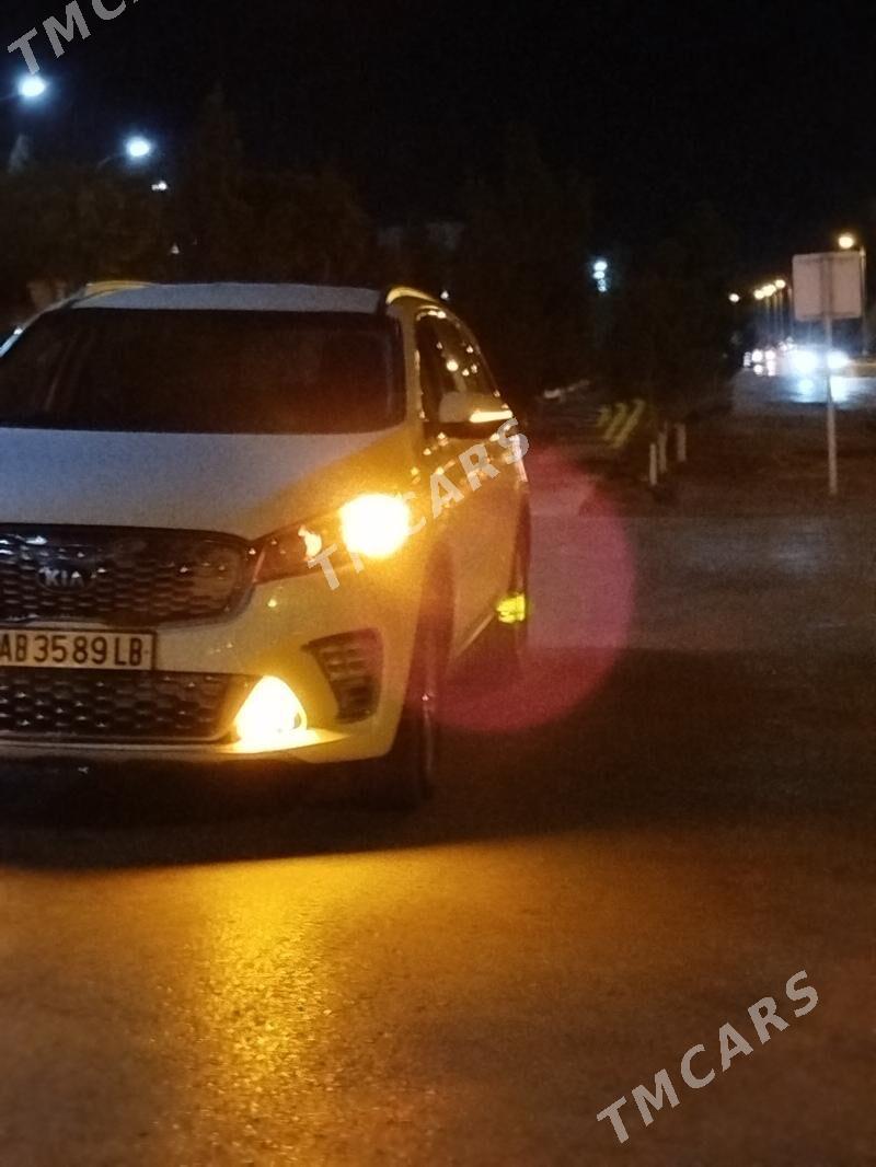 Kia Sorento 2019 - 250 000 TMT - Туркменабат - img 3