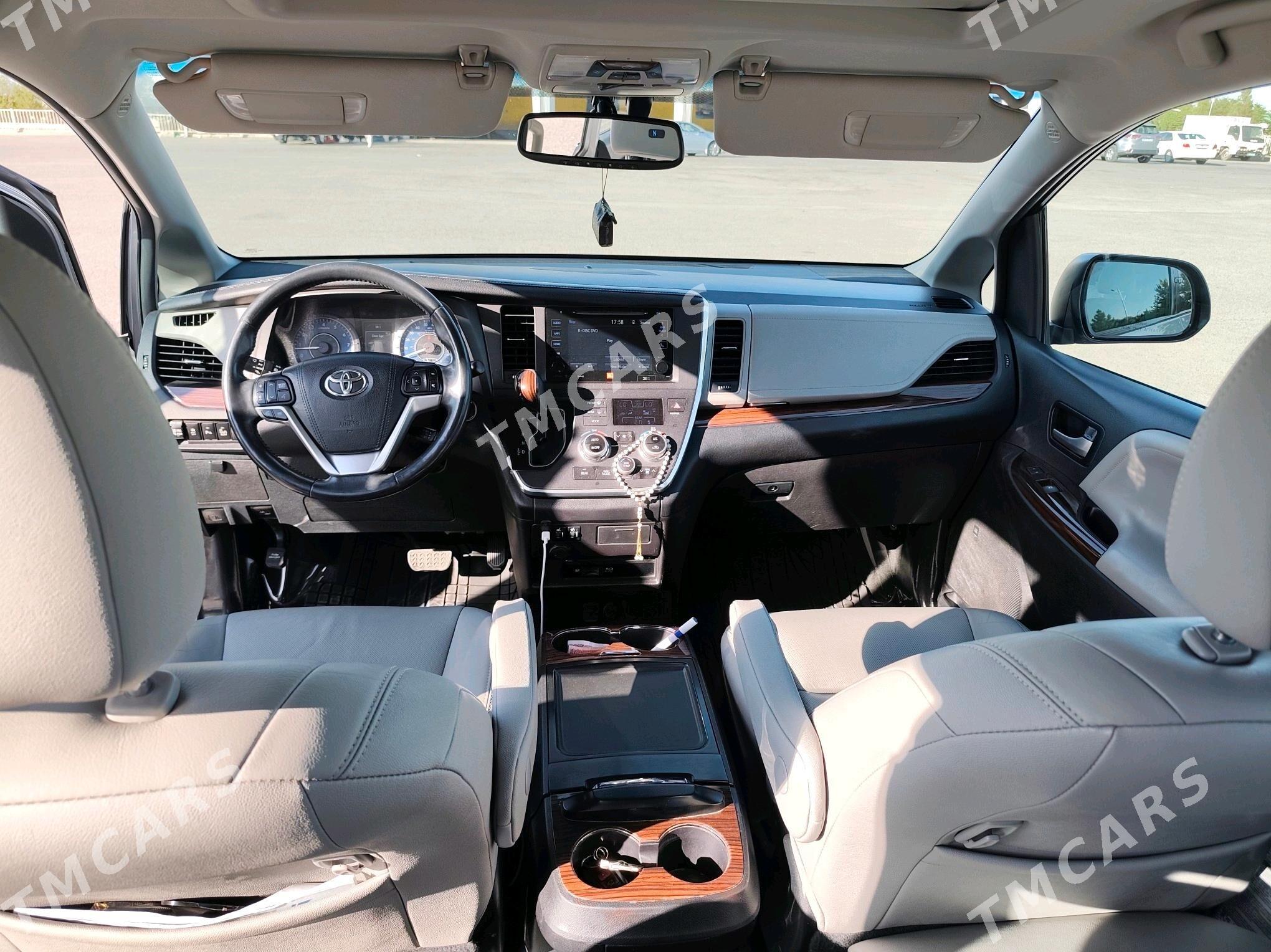 Toyota Sienna 2016 - 410 000 TMT - Aşgabat - img 2