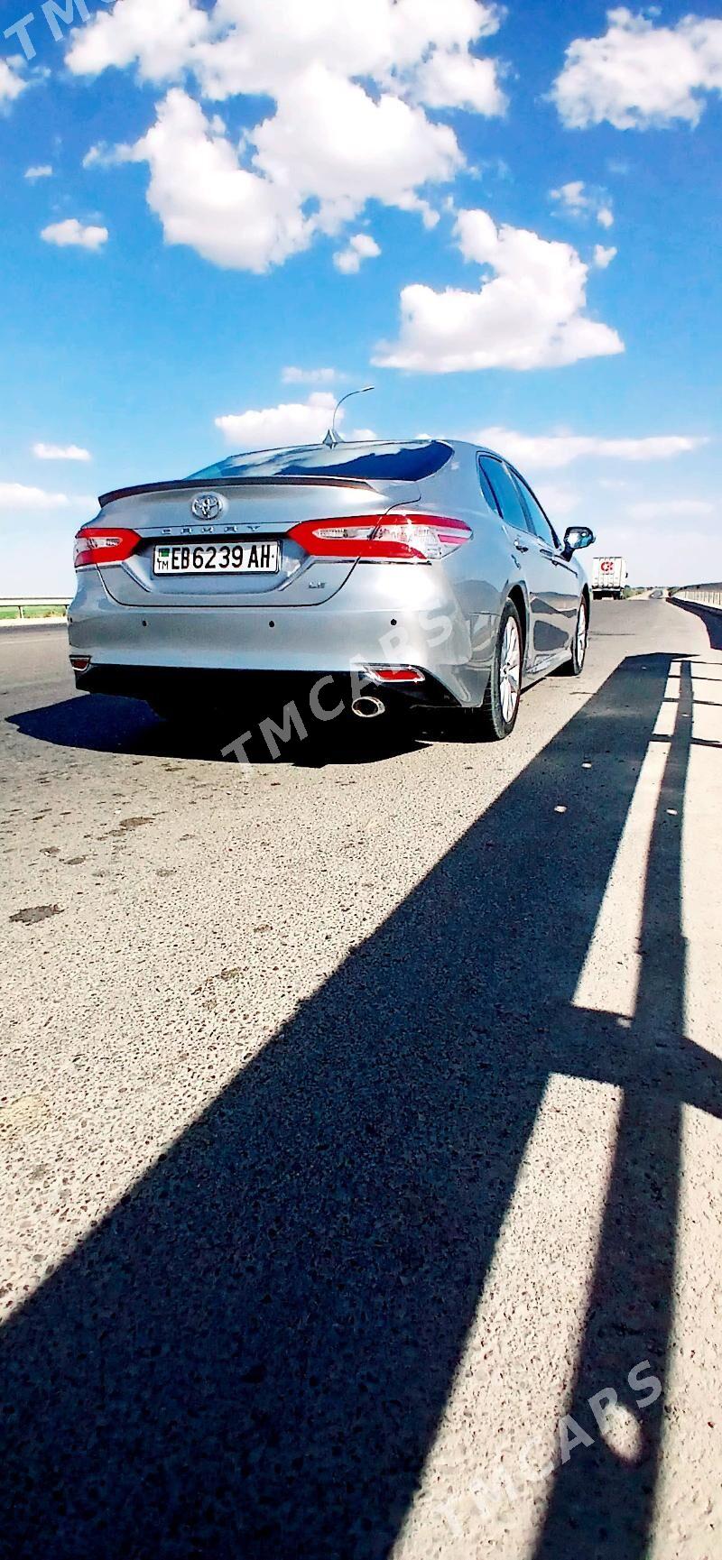 Toyota Camry 2018 - 300 000 TMT - Tejen - img 5