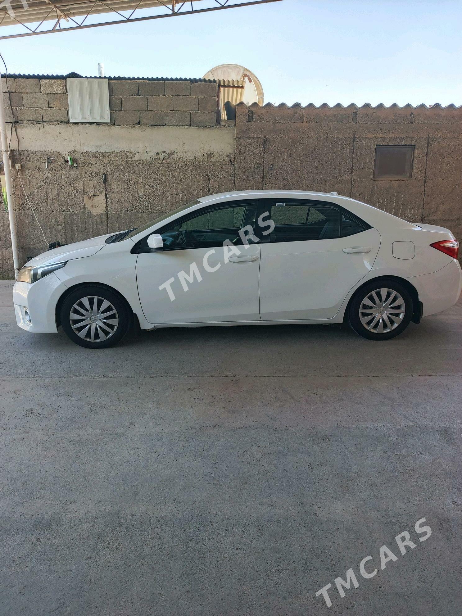 Toyota Corolla 2014 - 175 000 TMT - Кëши - img 3