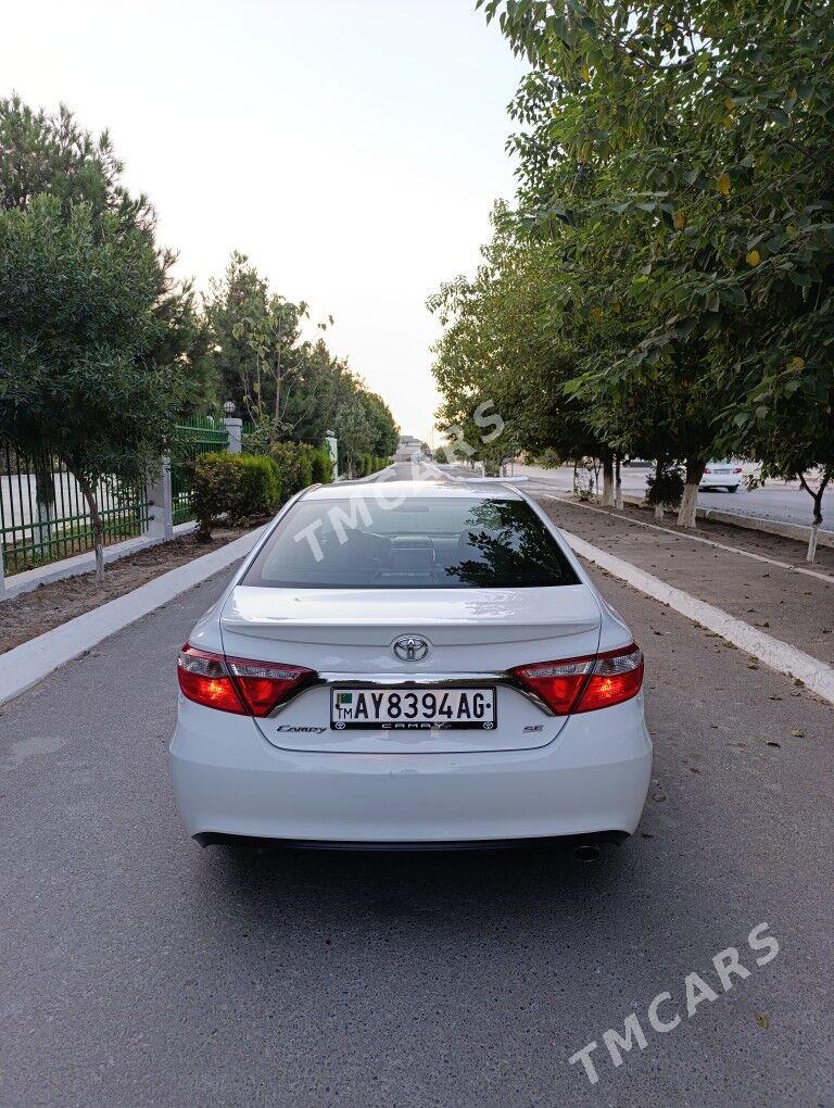 Toyota Camry 2017 - 270 000 TMT - Büzmeýin - img 2