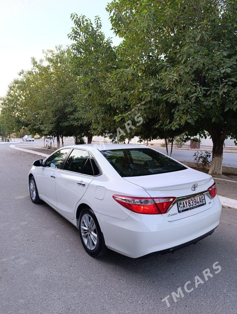 Toyota Camry 2017 - 270 000 TMT - Büzmeýin - img 3