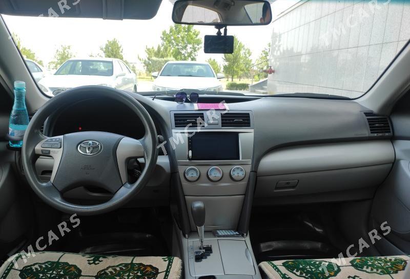 Toyota Camry 2011 - 186 000 TMT - Олимпийский городок - img 5