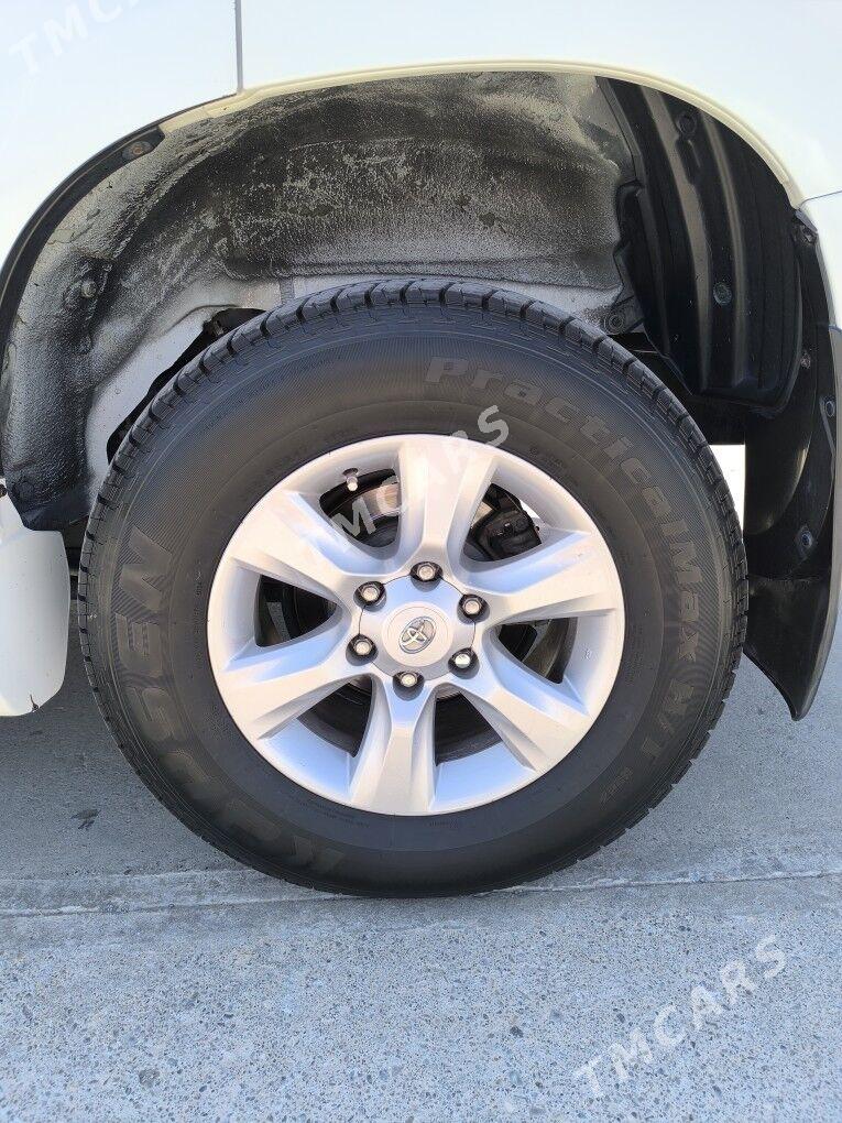 Toyota Land Cruiser Prado 2012 - 490 000 TMT - Дашогуз - img 2