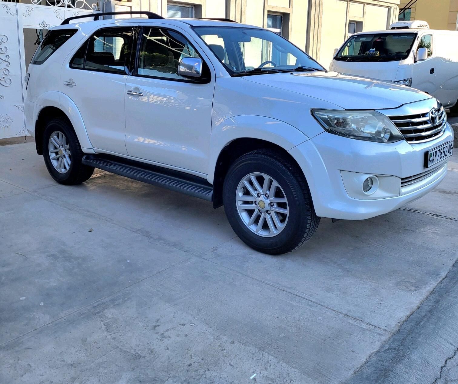 Toyota Fortuner 2013 - 330 000 TMT - Ашхабад - img 2