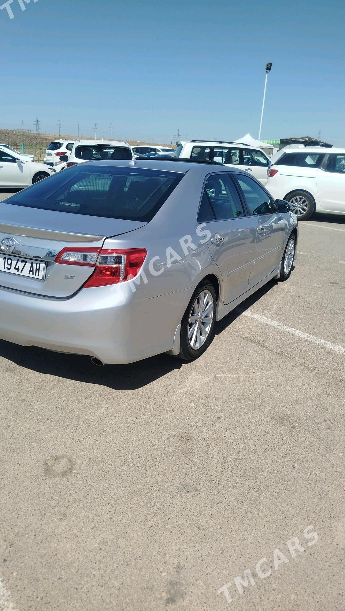 Toyota Camry 2013 - 245 000 TMT - Бабадайхан - img 4