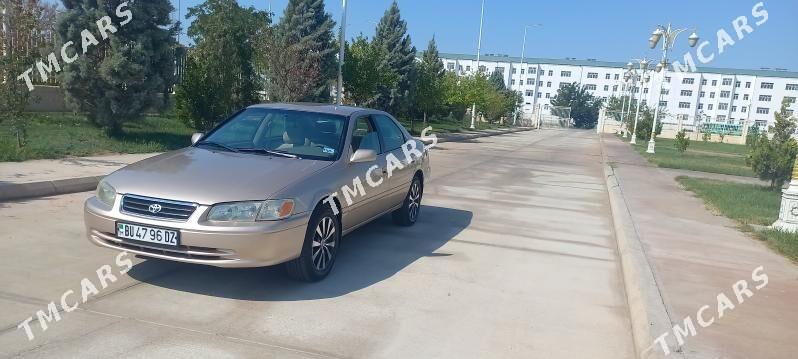 Toyota Camry 2000 - 128 000 TMT - Дашогуз - img 6