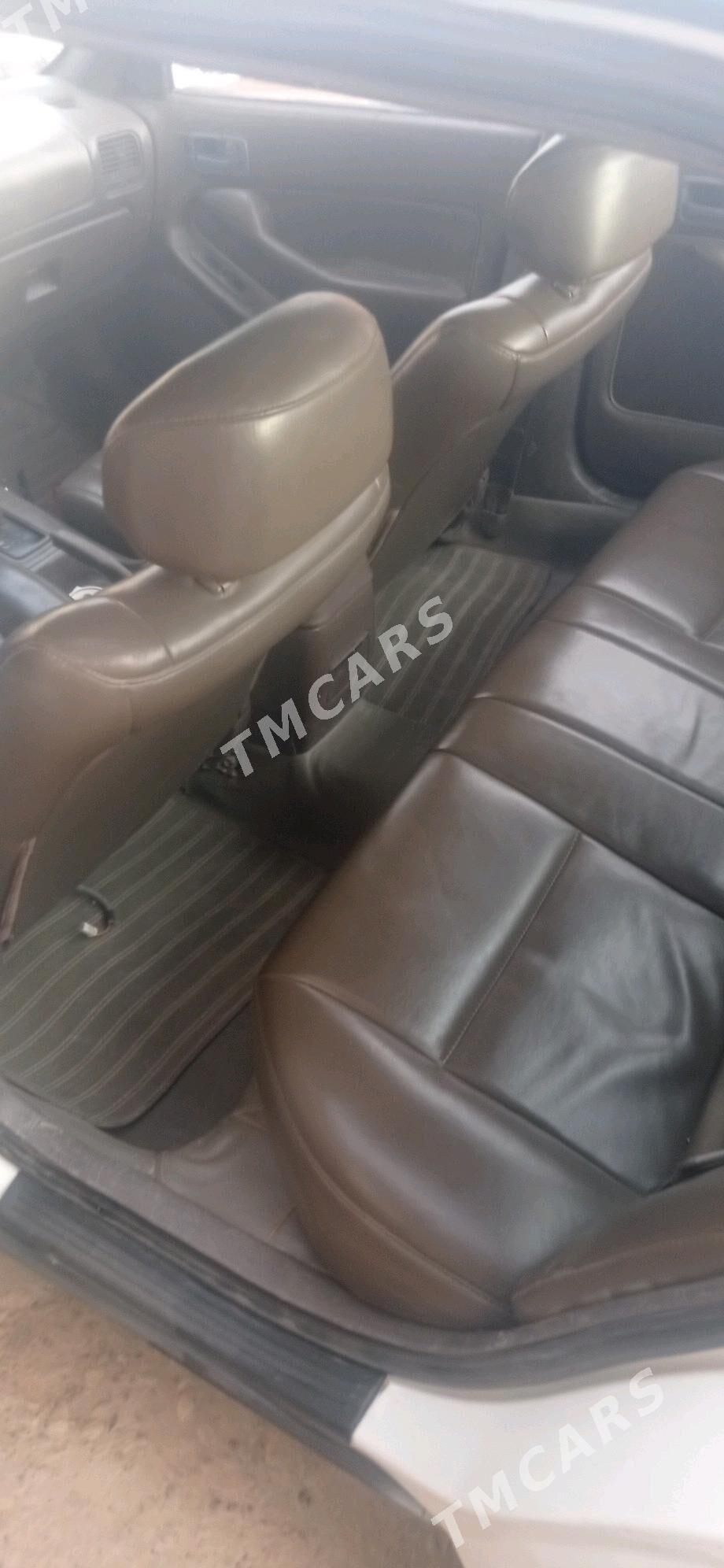 Toyota Camry 1995 - 80 000 TMT - Мары - img 4