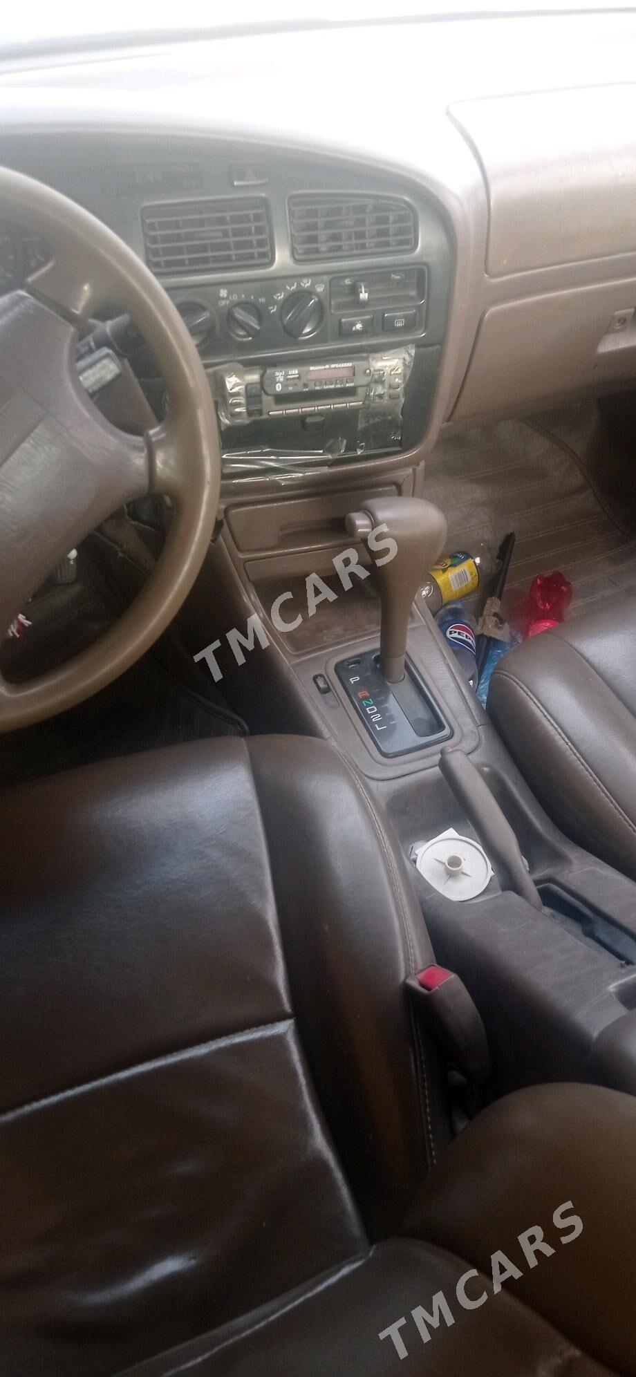 Toyota Camry 1995 - 80 000 TMT - Мары - img 2
