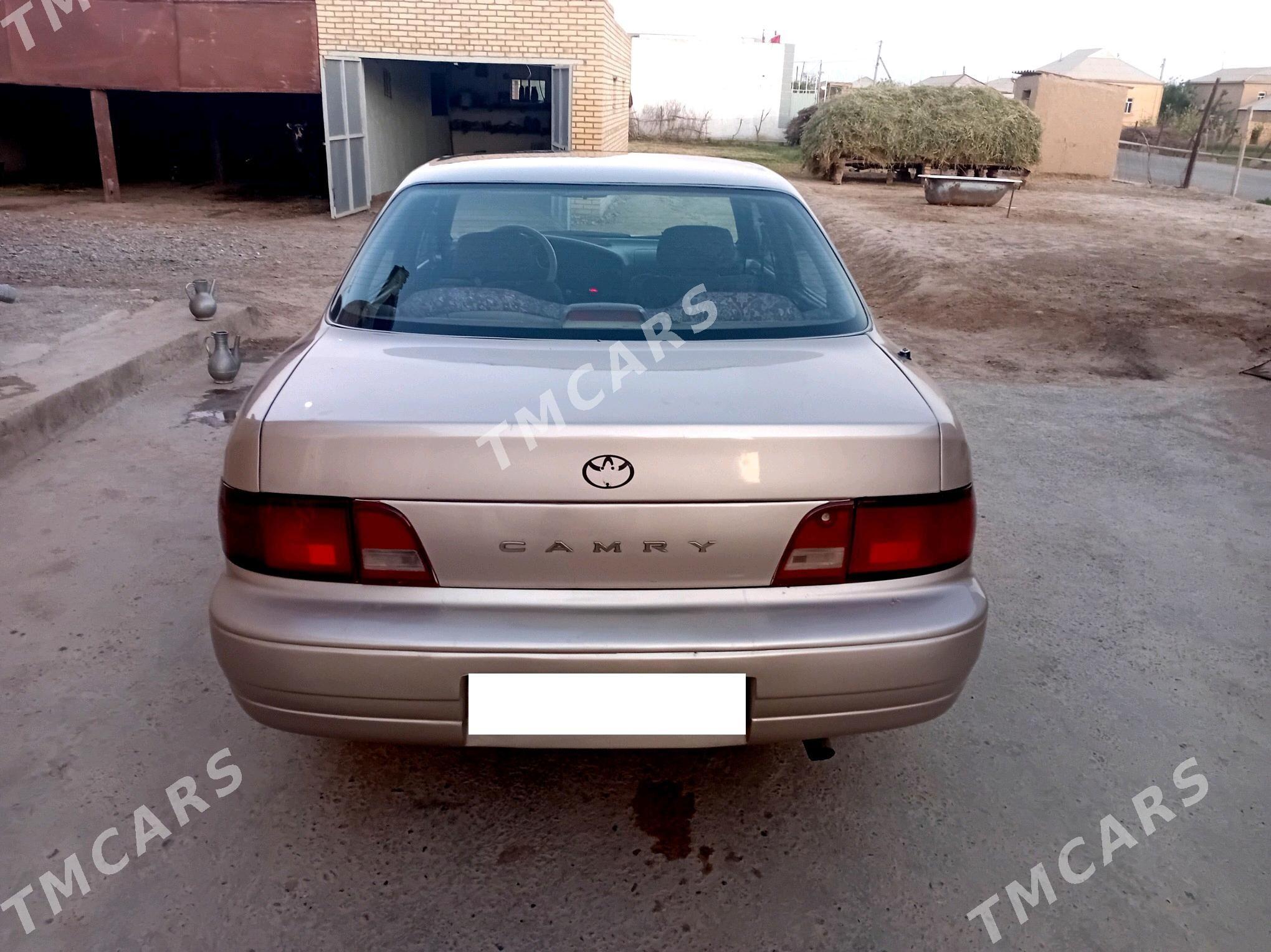 Toyota Camry 1996 - 82 000 TMT - Мары - img 5