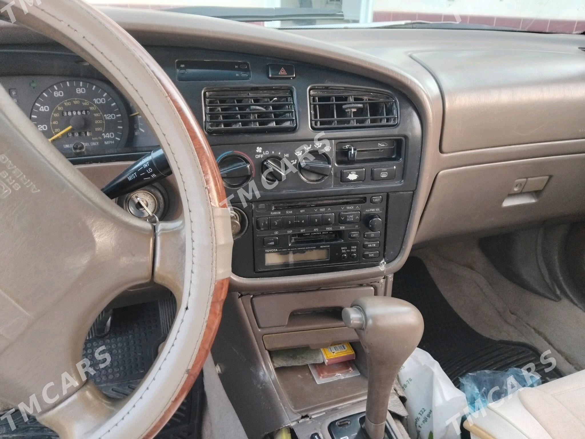 Toyota Camry 1995 - 83 000 TMT - Тагтабазар - img 3
