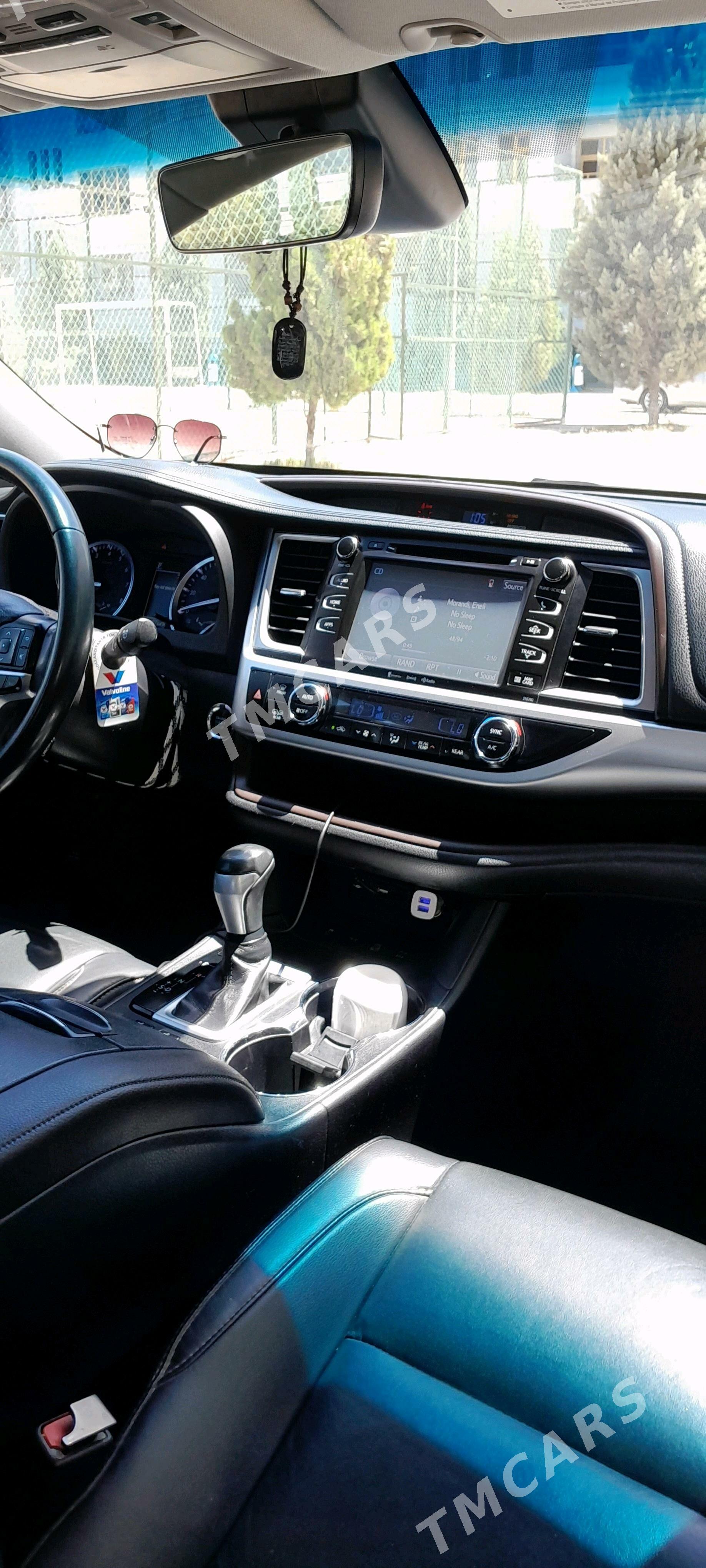 Toyota Highlander 2019 - 460 000 TMT - Мары - img 5