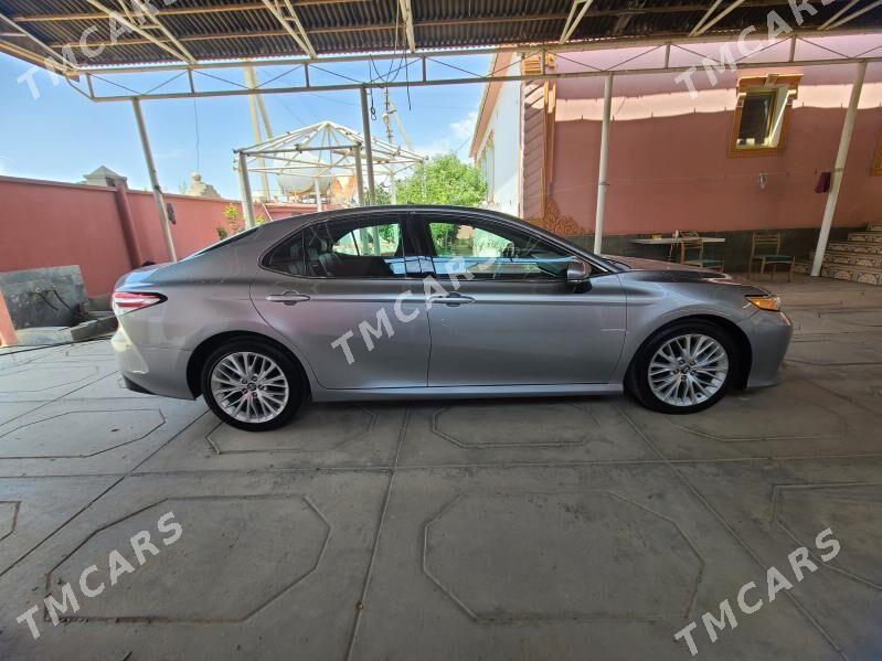 Toyota Camry 2019 - 330 000 TMT - Балканабат - img 9