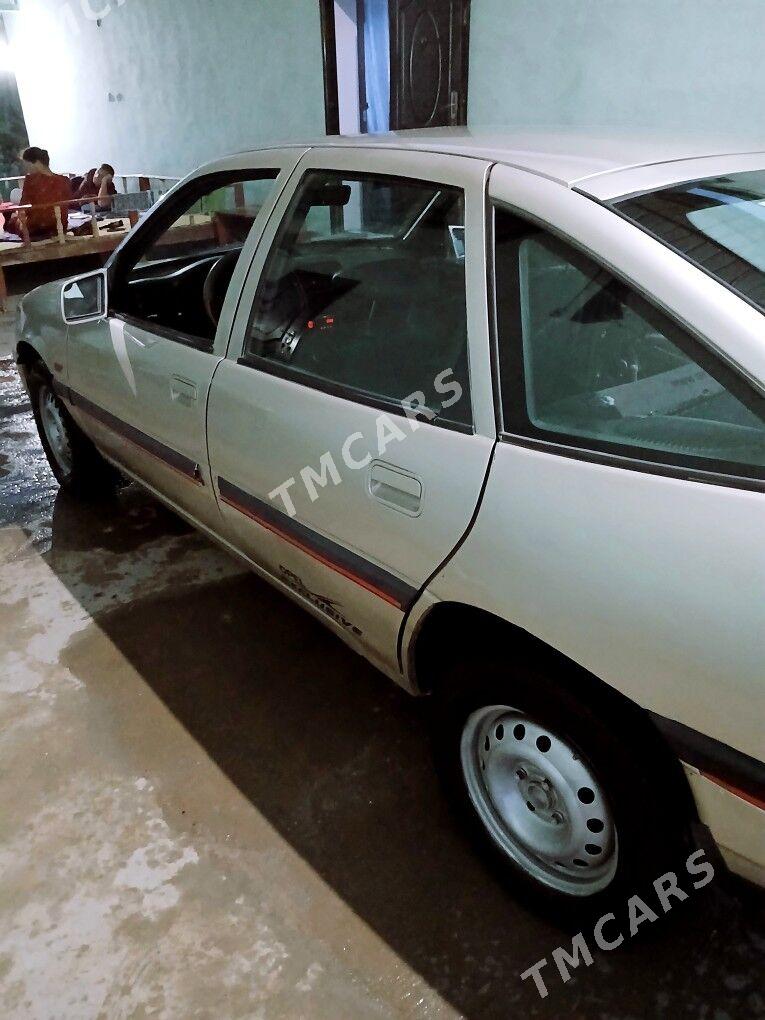 Opel Vectra 1991 - 20 000 TMT - Губадаг - img 2