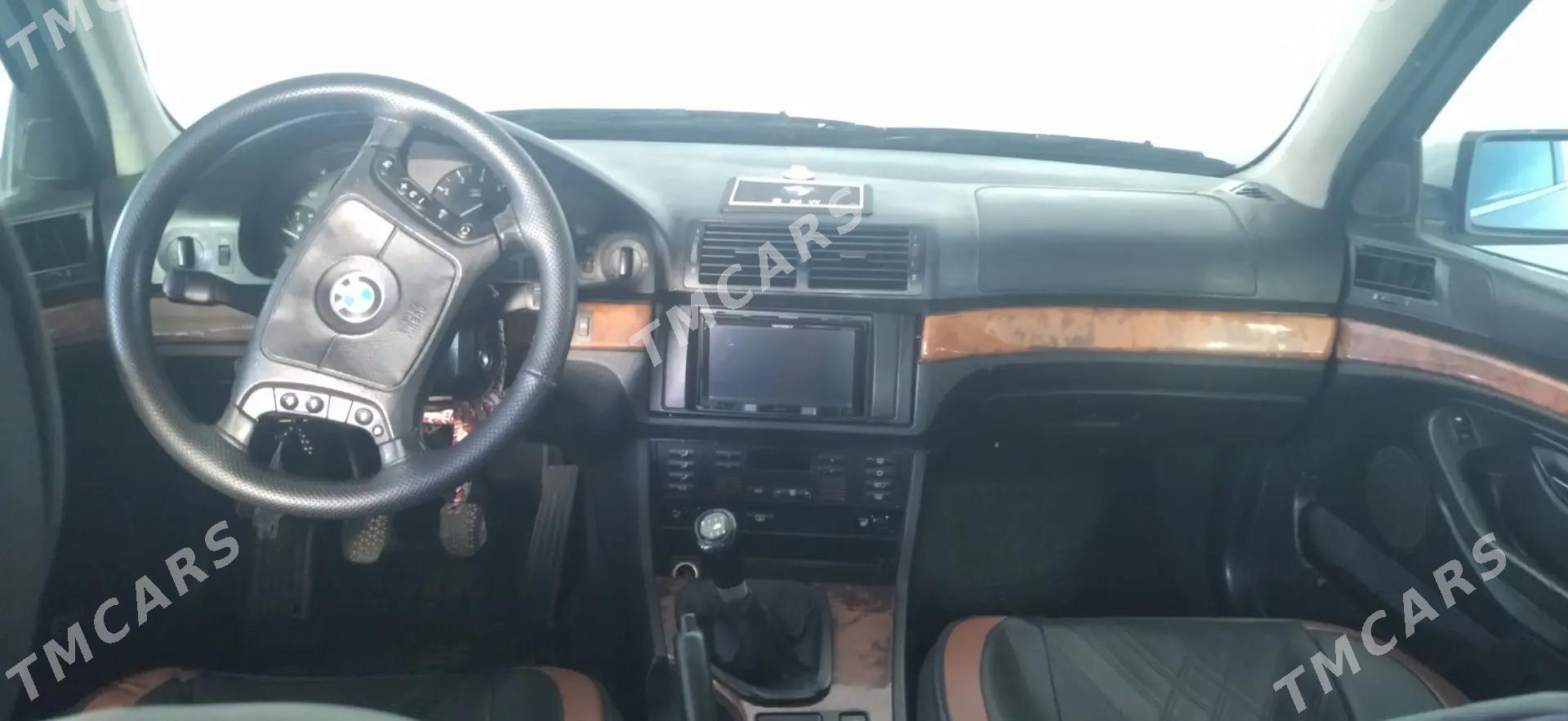 BMW 528 1996 - 70 000 TMT - Мары - img 5