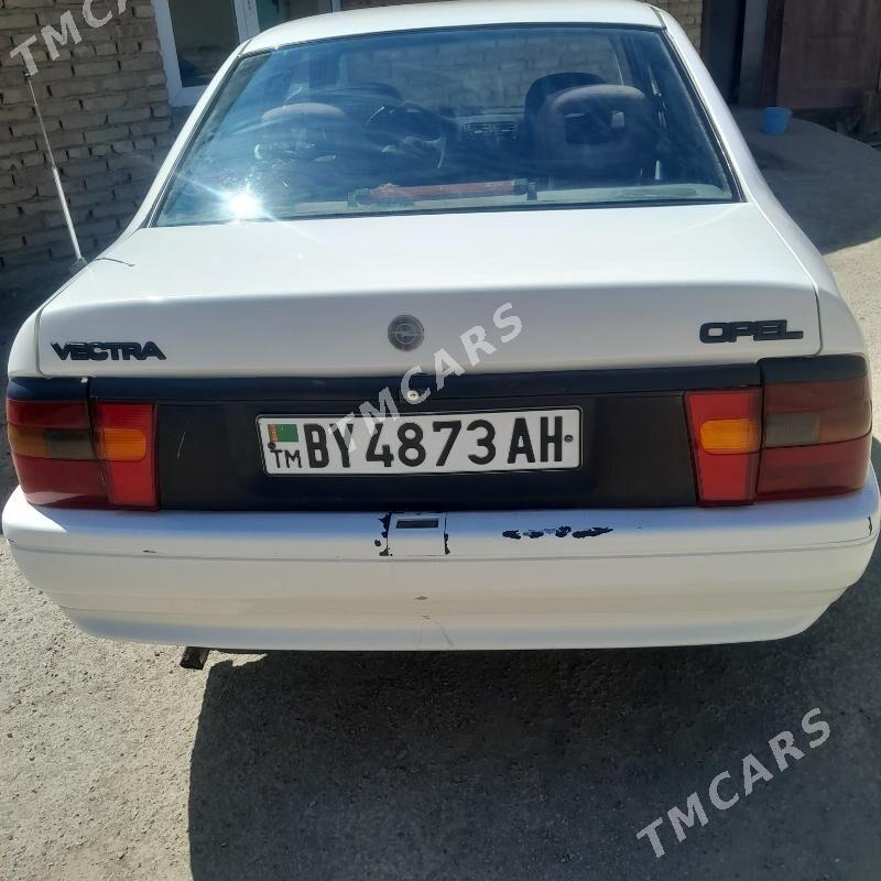 Opel Vectra 1991 - 33 000 TMT - Бахарден - img 6