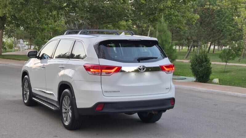 Toyota Highlander 2019 - 432 000 TMT - Aşgabat - img 8