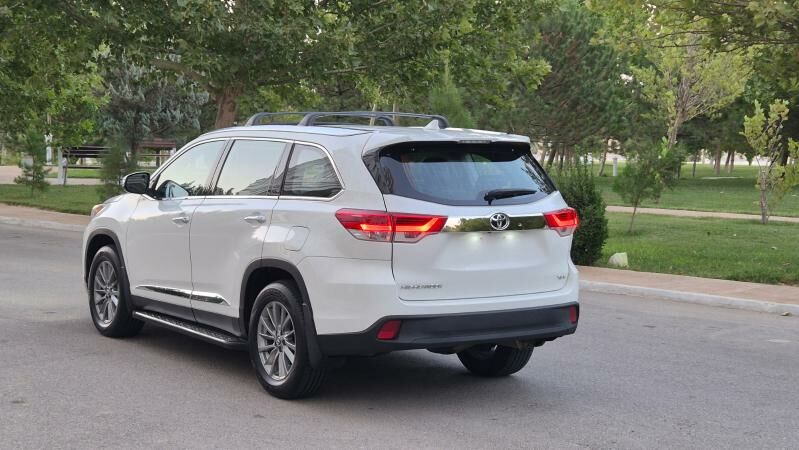 Toyota Highlander 2019 - 432 000 TMT - Aşgabat - img 4