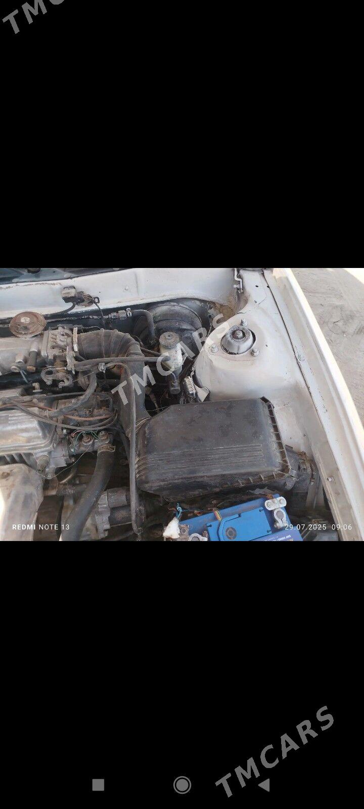 Toyota Camry 1994 - 70 000 TMT - Губадаг - img 2