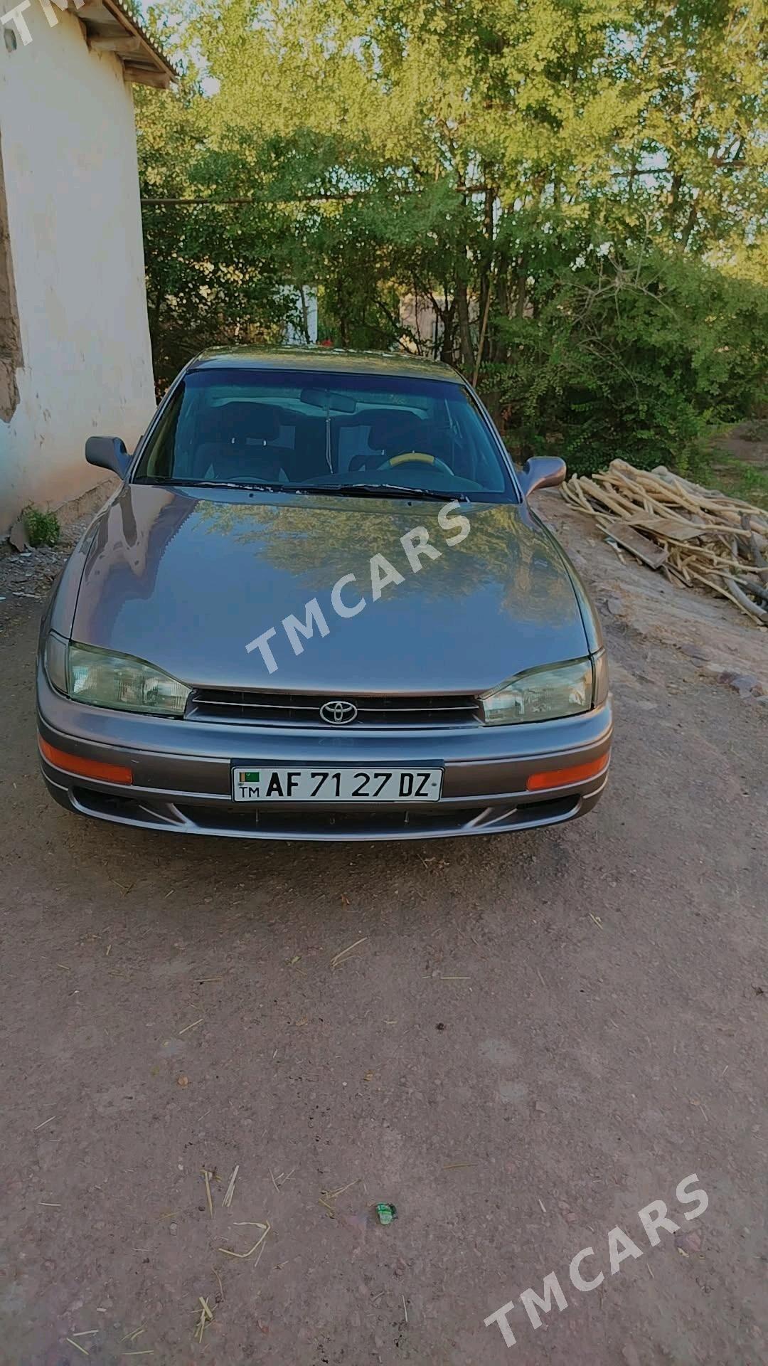 Toyota Camry 1993 - 76 000 TMT - Gubadag - img 2
