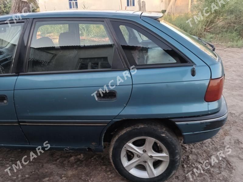 Opel Astra 1994 - 30 000 TMT - Кёнеургенч - img 2