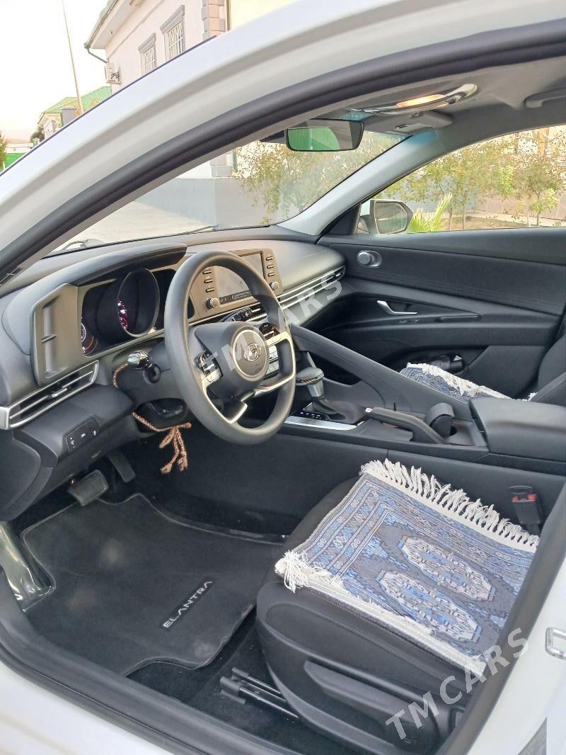 Hyundai Elantra 2021 - 248 000 TMT - Ашхабад - img 10