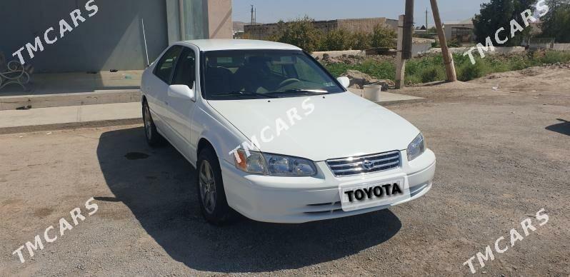 Toyota Camry 2000 - 140 000 TMT - Магданлы - img 4