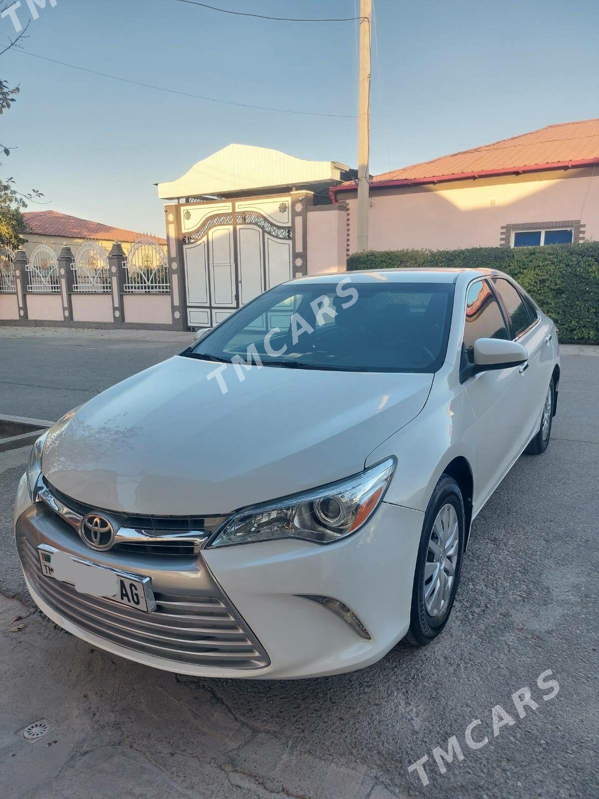 Toyota Camry 2016 - 212 000 TMT - Büzmeýin - img 2