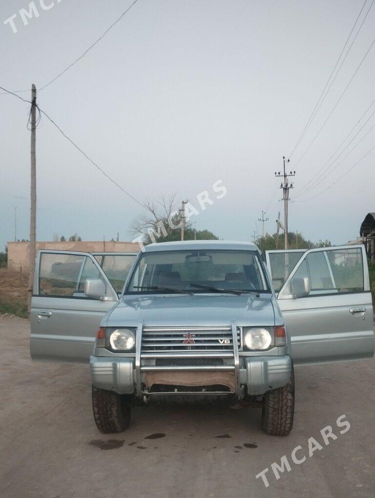 Mitsubishi Pajero 1996 - 60 000 TMT - Гурбансолтан Едже - img 2