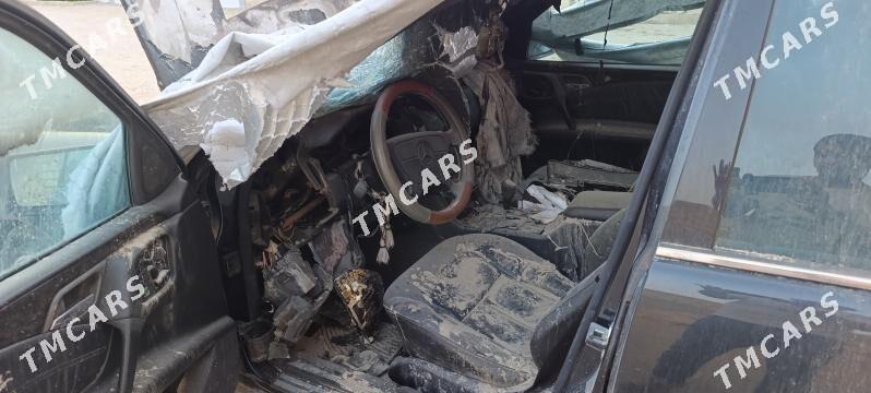 Mercedes-Benz E320 1996 - 43 000 TMT - Balkanabat - img 3