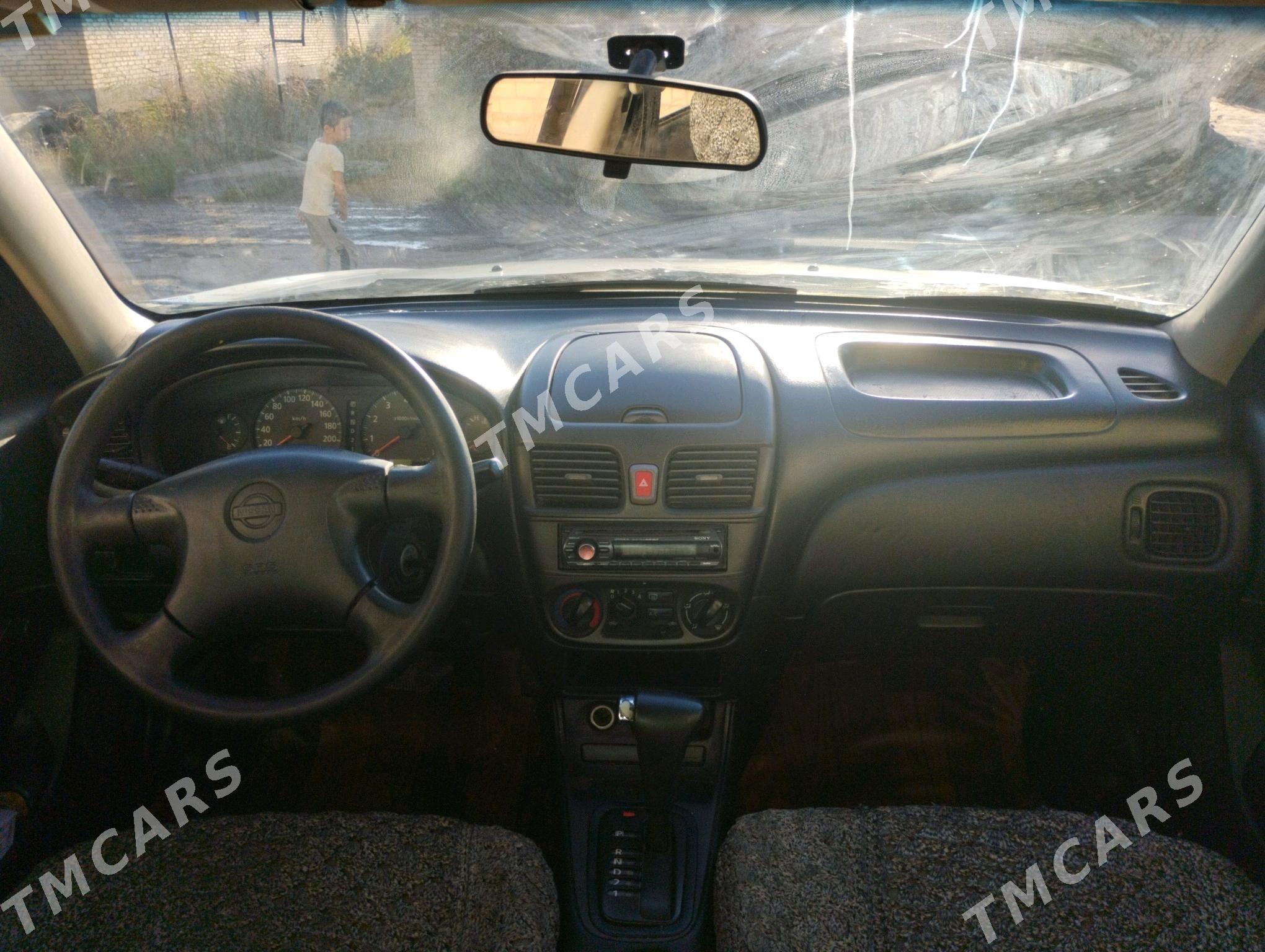 Toyota Camry 2004 - 80 000 TMT - Дянев - img 5