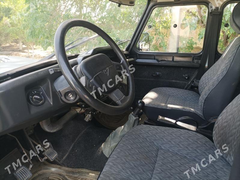 UAZ 469 2009 - 150 000 TMT - Бахарден - img 3