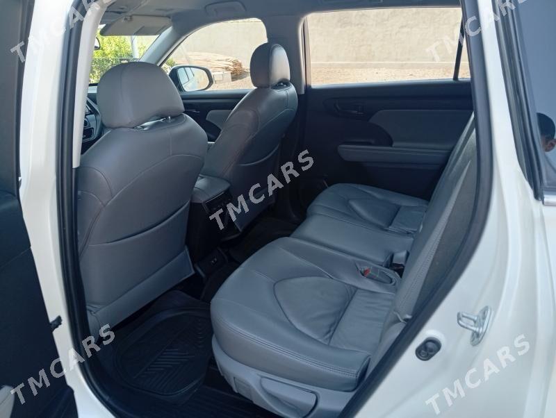 Toyota Highlander 2021 - 580 000 TMT - Мары - img 10