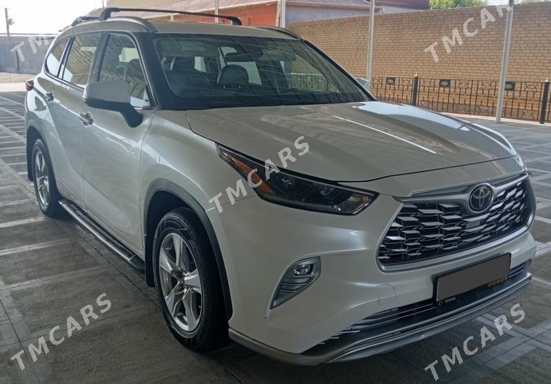 Toyota Highlander 2021 - 580 000 TMT - Мары - img 3