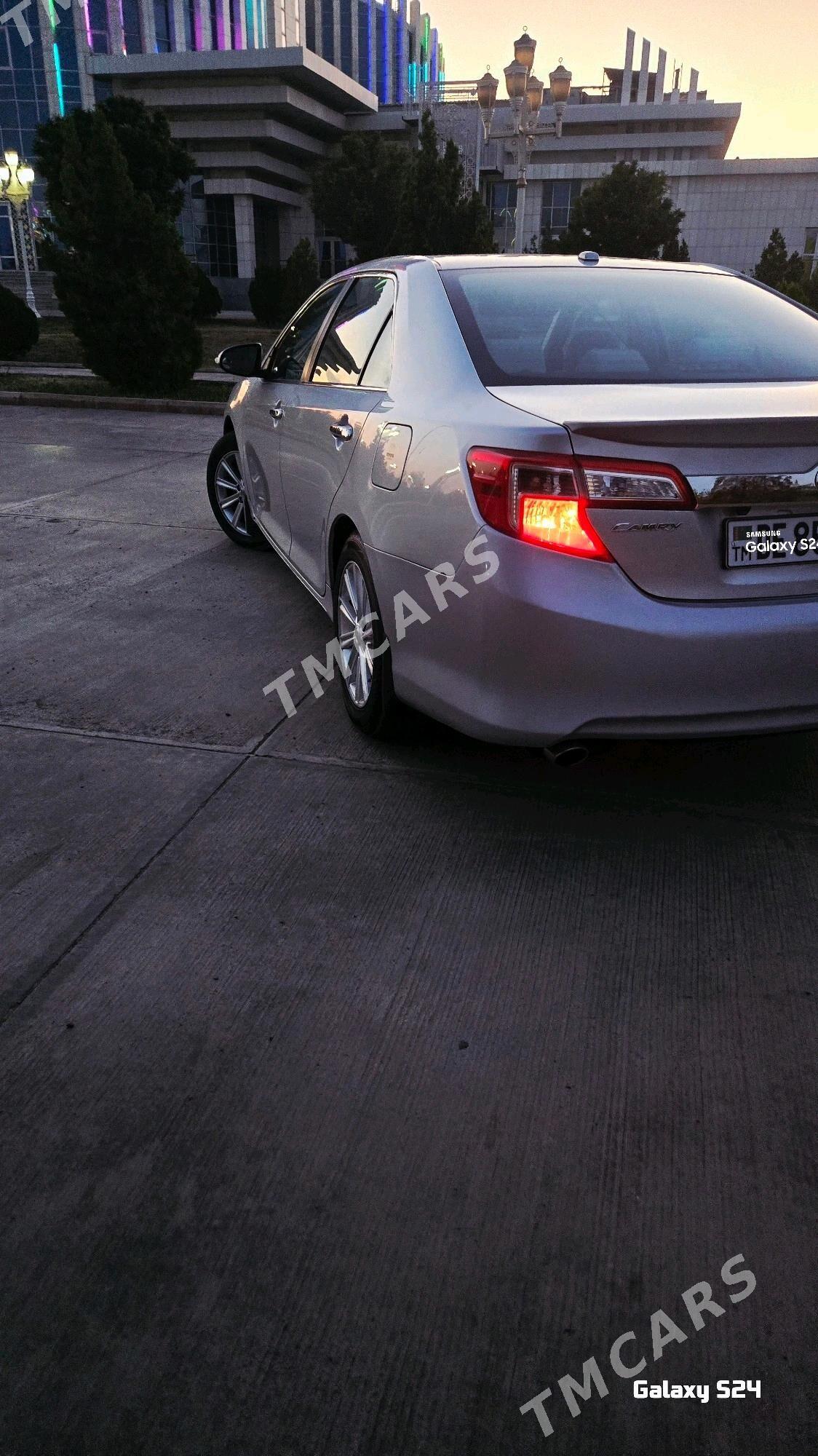 Toyota Camry 2013 - 230 000 TMT - Дашогуз - img 5