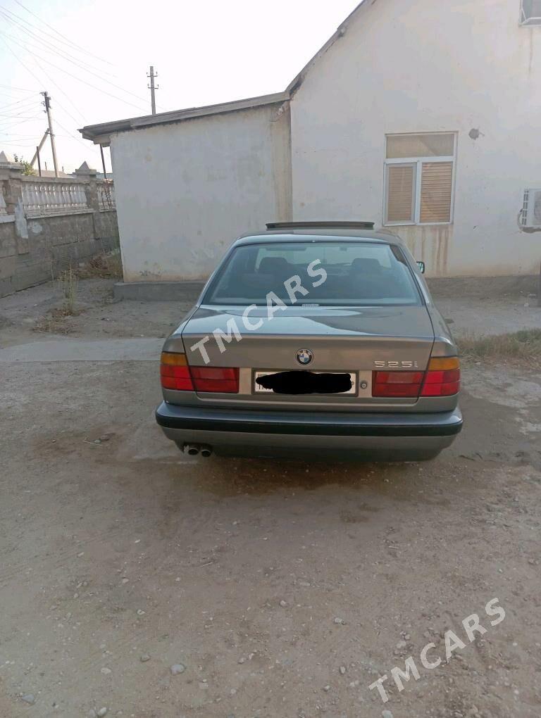BMW 525 1993 - 68 000 TMT - Gumdag - img 2