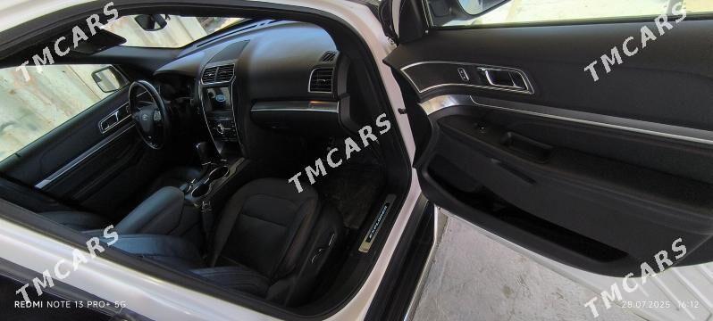 Ford Explorer 2017 - 315 000 TMT - Хазар - img 4