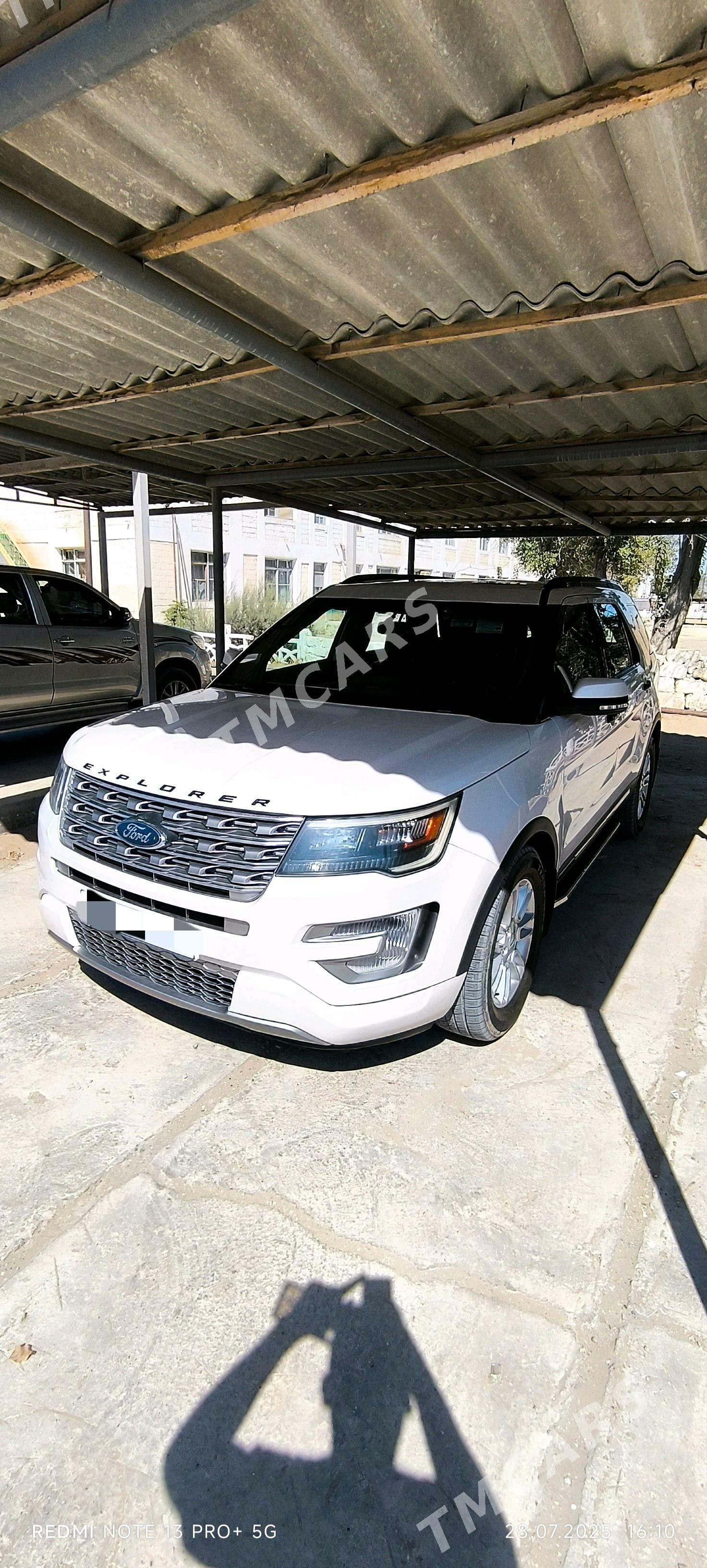 Ford Explorer 2017 - 315 000 TMT - Хазар - img 10