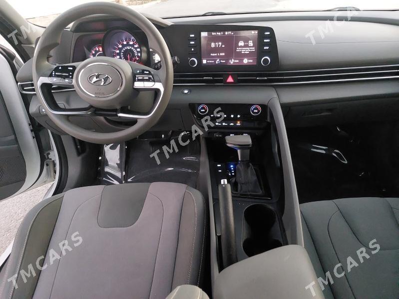 Hyundai Elantra 2021 - 245 000 TMT - Бузмеин - img 3