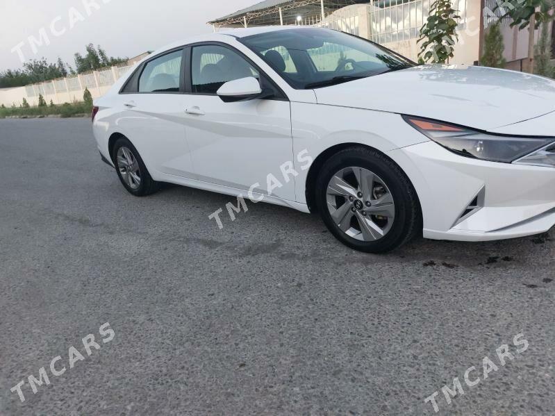 Hyundai Elantra 2021 - 245 000 TMT - Бузмеин - img 5