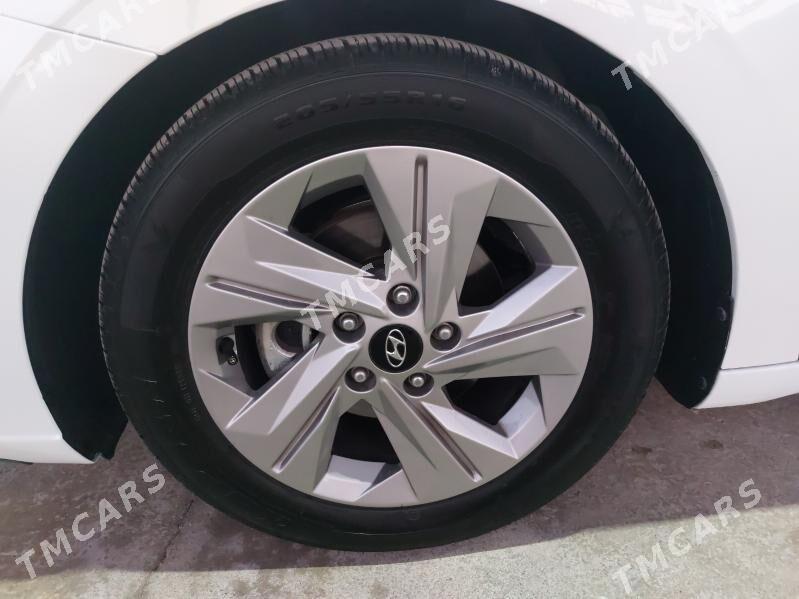 Hyundai Elantra 2021 - 245 000 TMT - Бузмеин - img 2
