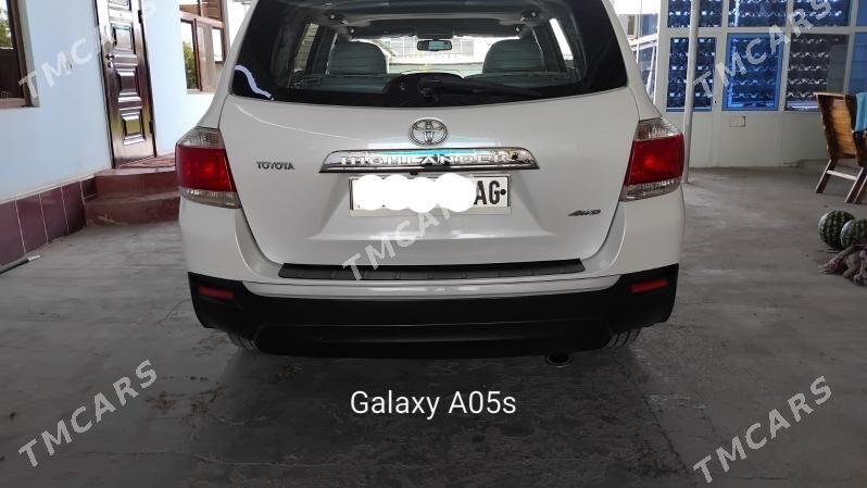 Toyota Highlander 2011 - 330 000 TMT - Ашхабад - img 2