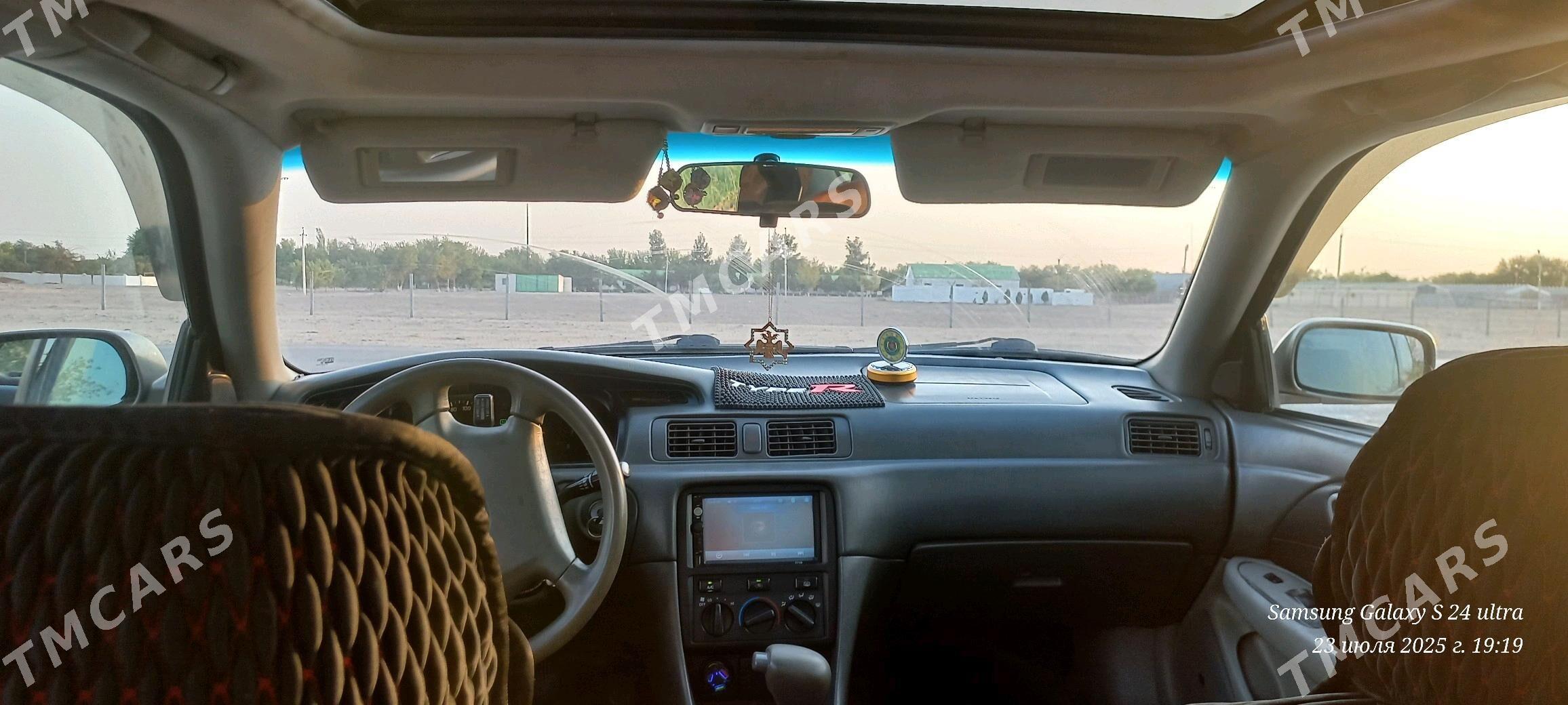 Toyota Camry 2000 - 150 000 TMT - Керки - img 5