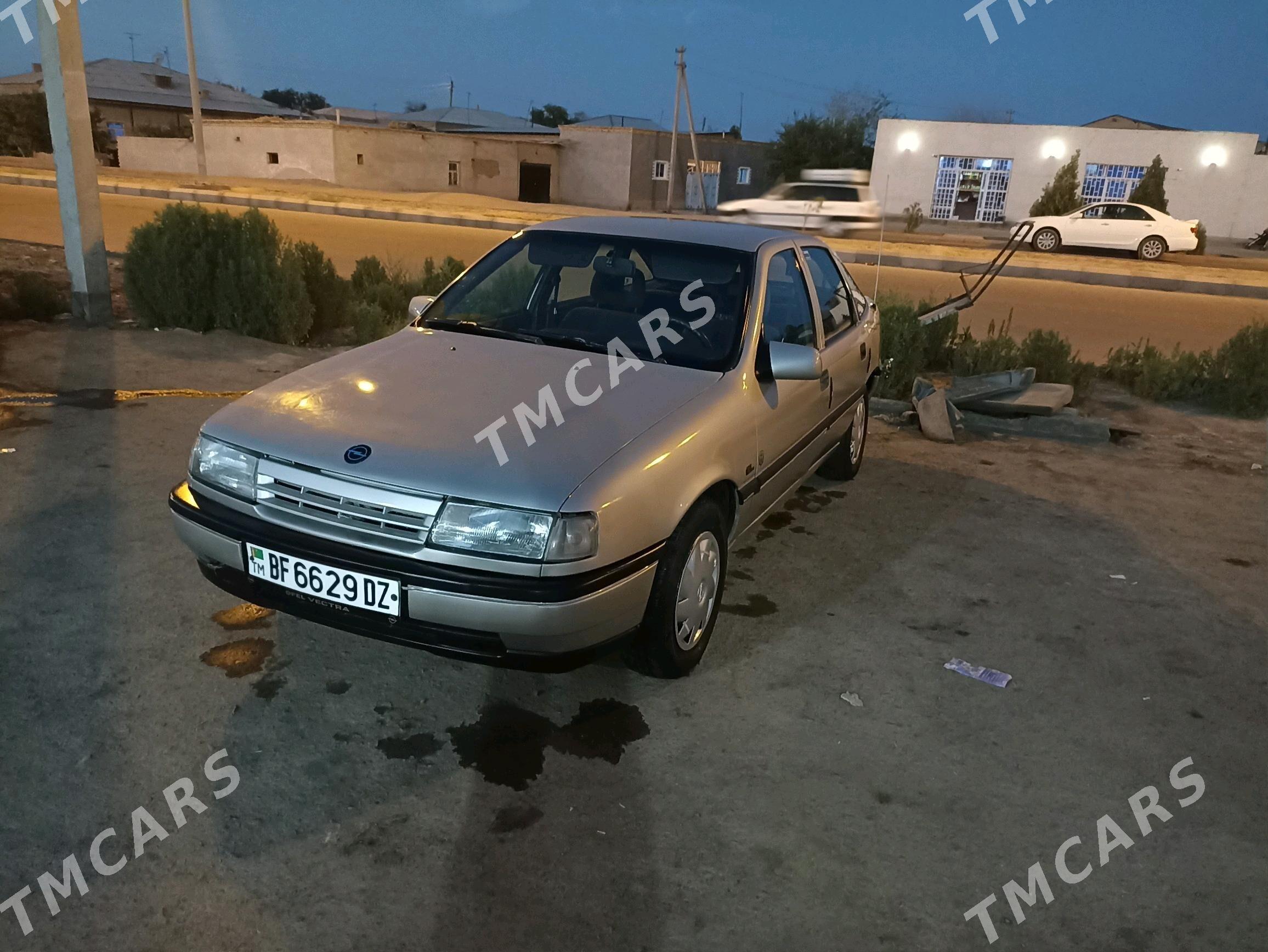 Opel Vectra 1991 - 33 000 TMT - Губадаг - img 4
