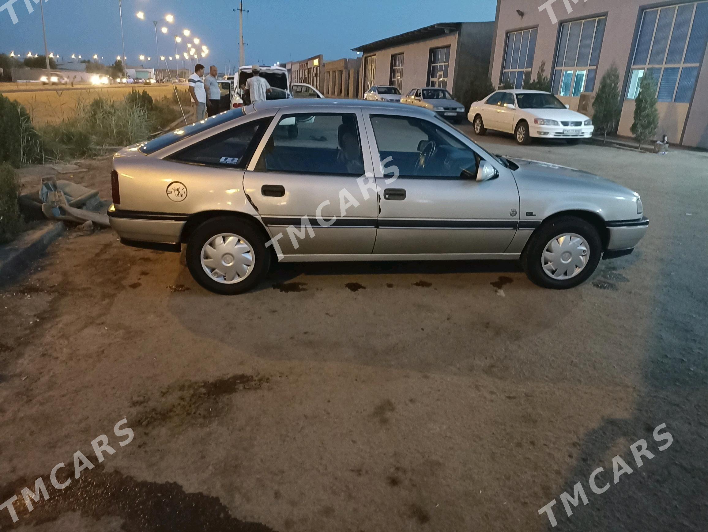 Opel Vectra 1991 - 33 000 TMT - Губадаг - img 6